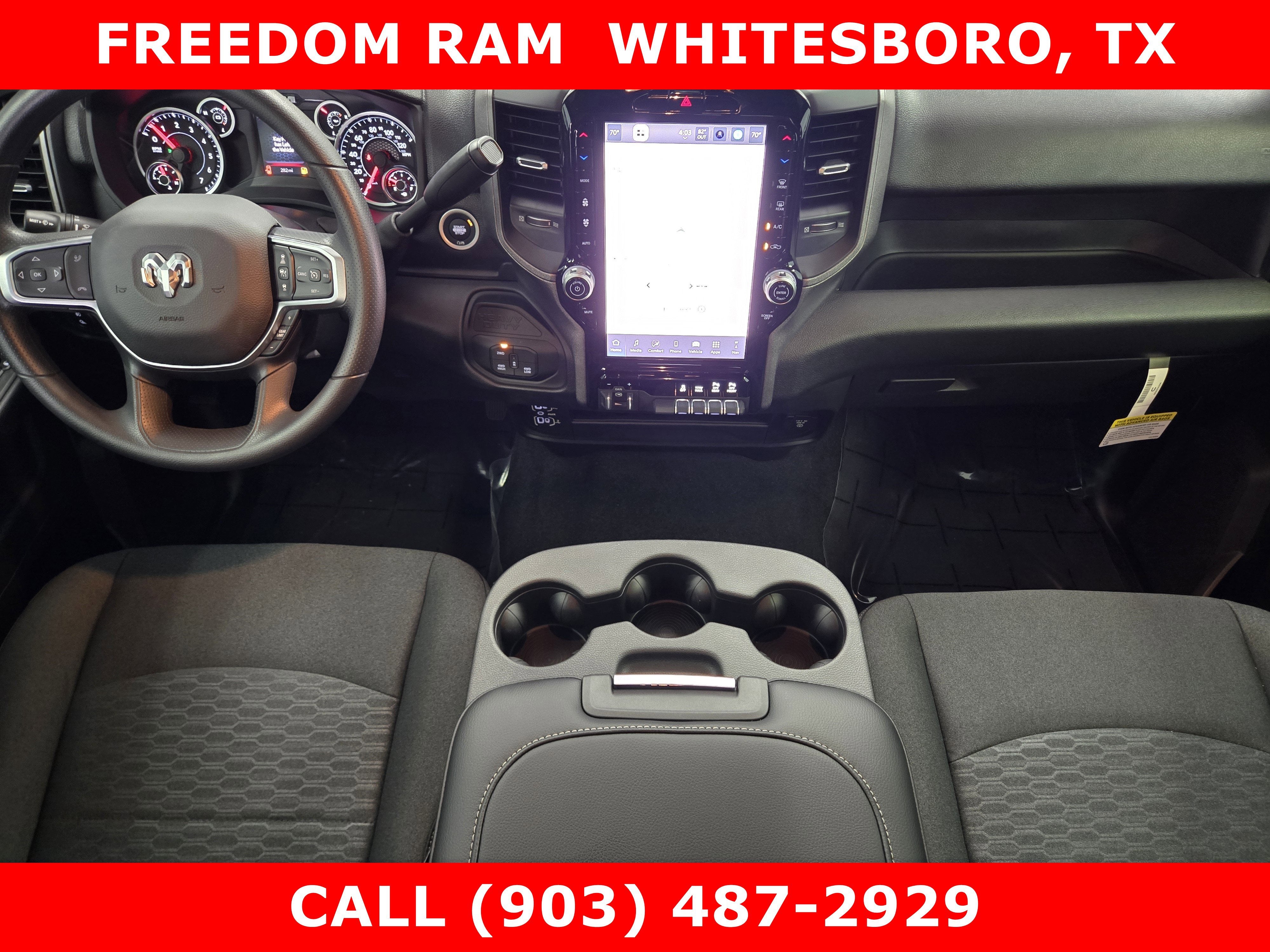 2026 RAM Ram 2500 RAM 2500 BLACK EXPRESS CREW CAB 4X4 6'4' BOX