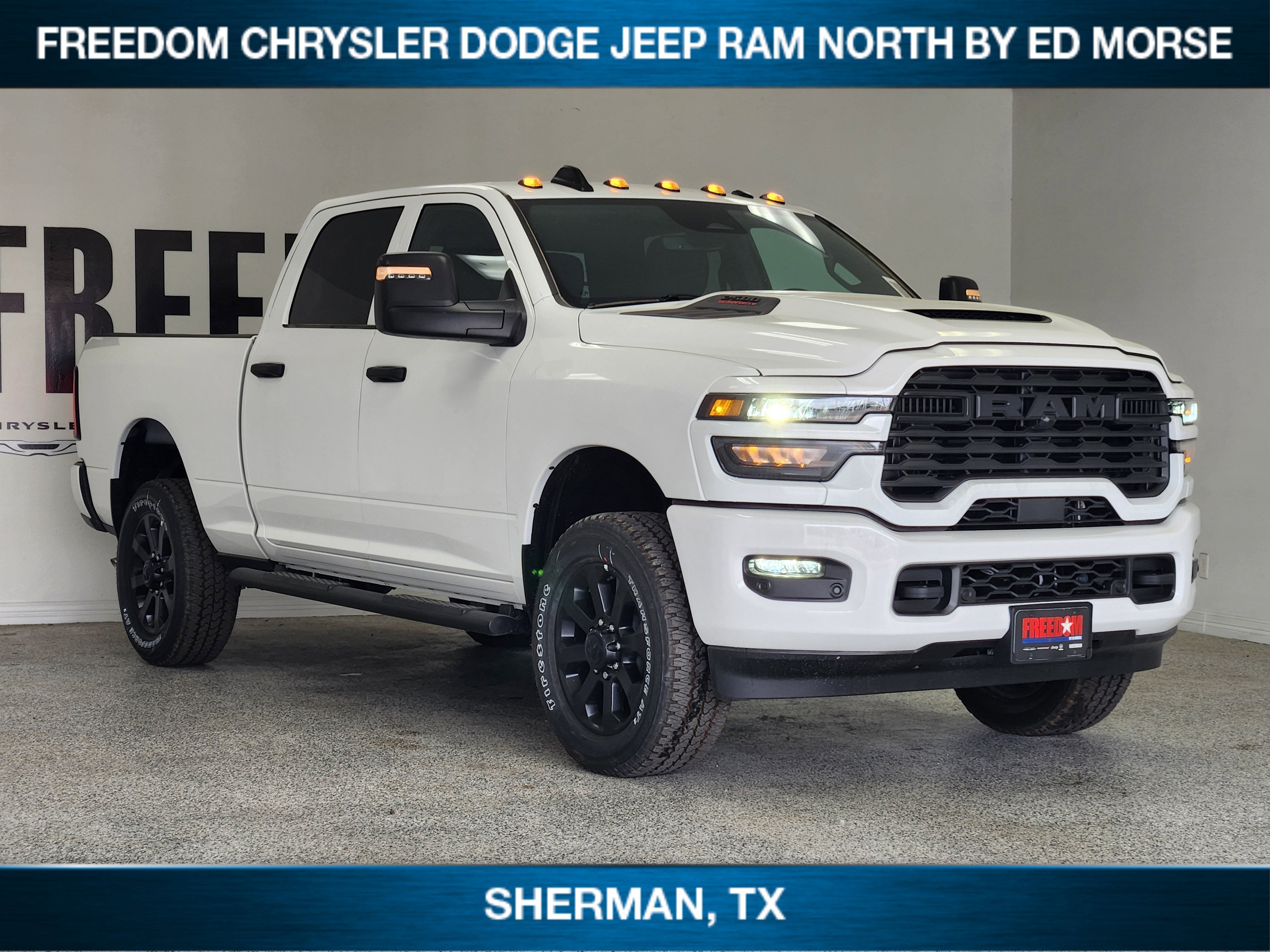 2026 RAM Ram 2500 RAM 2500 BLACK EXPRESS CREW CAB 4X4 6'4' BOX