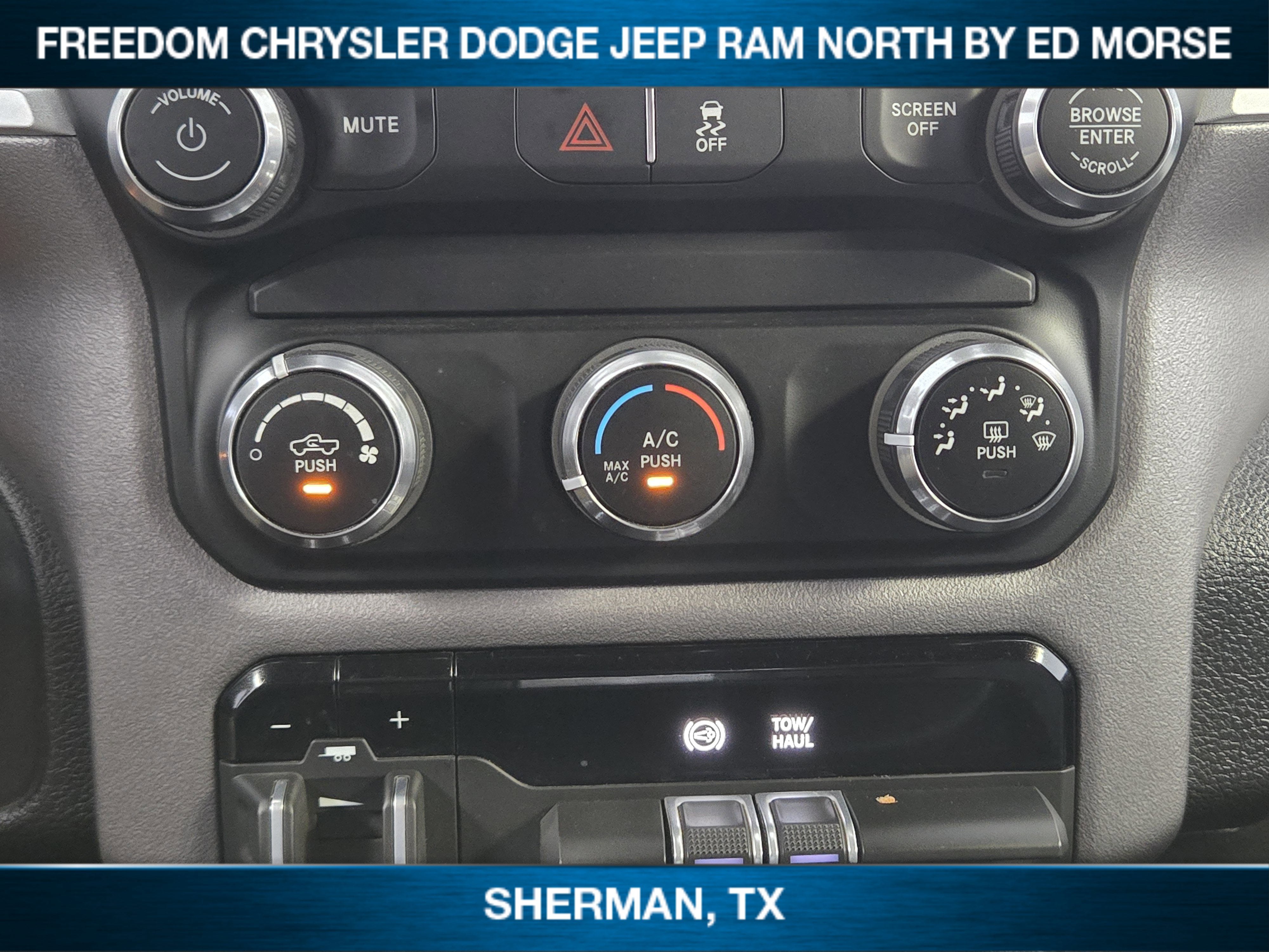 2022 RAM 2500 Big Horn Crew Cab 4x4 6'4' Box