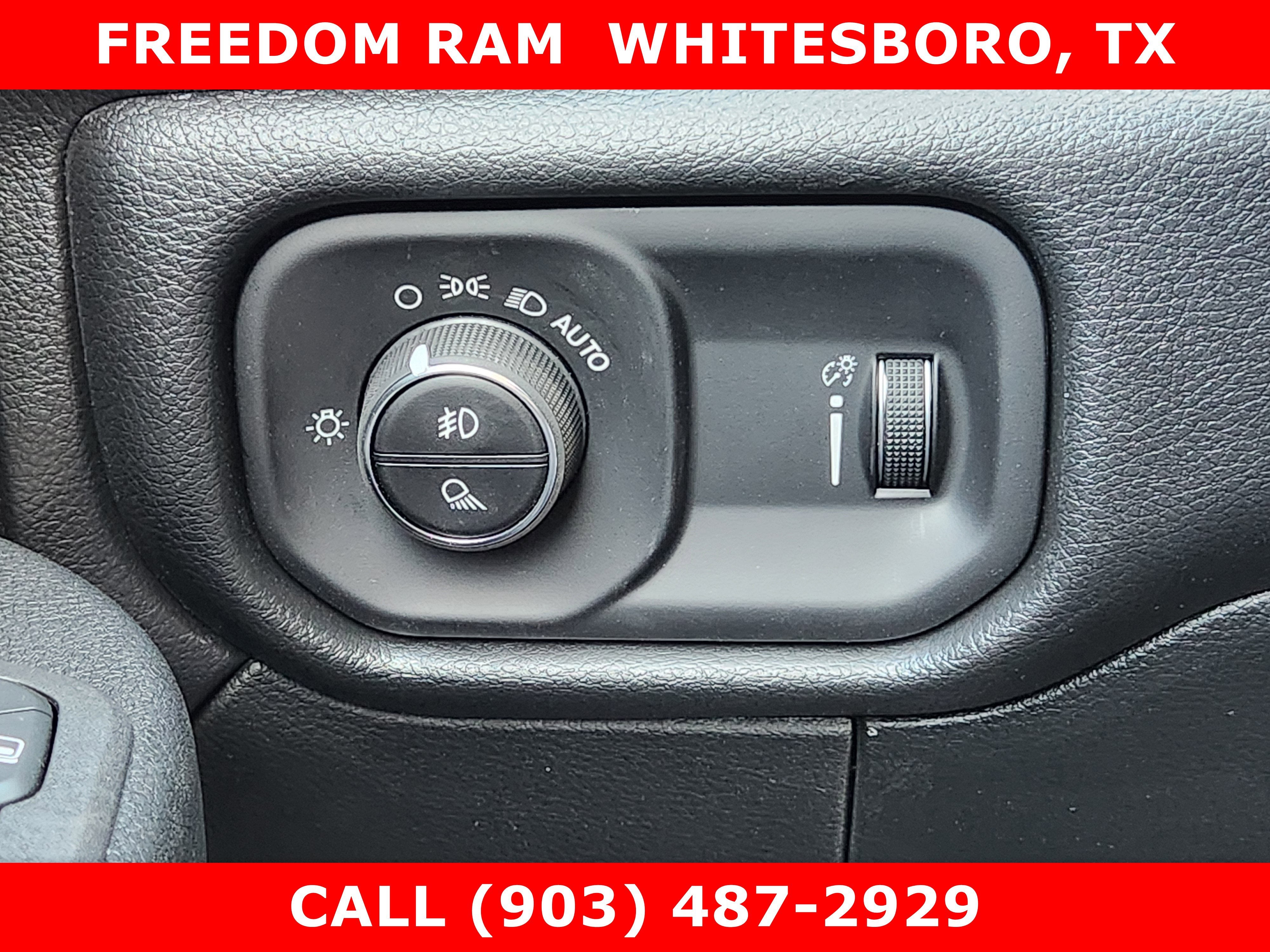 2026 RAM Ram 5500 Chassis Cab RAM 5500 TRADESMAN CHASSIS CREW CAB 4X4 84' CA