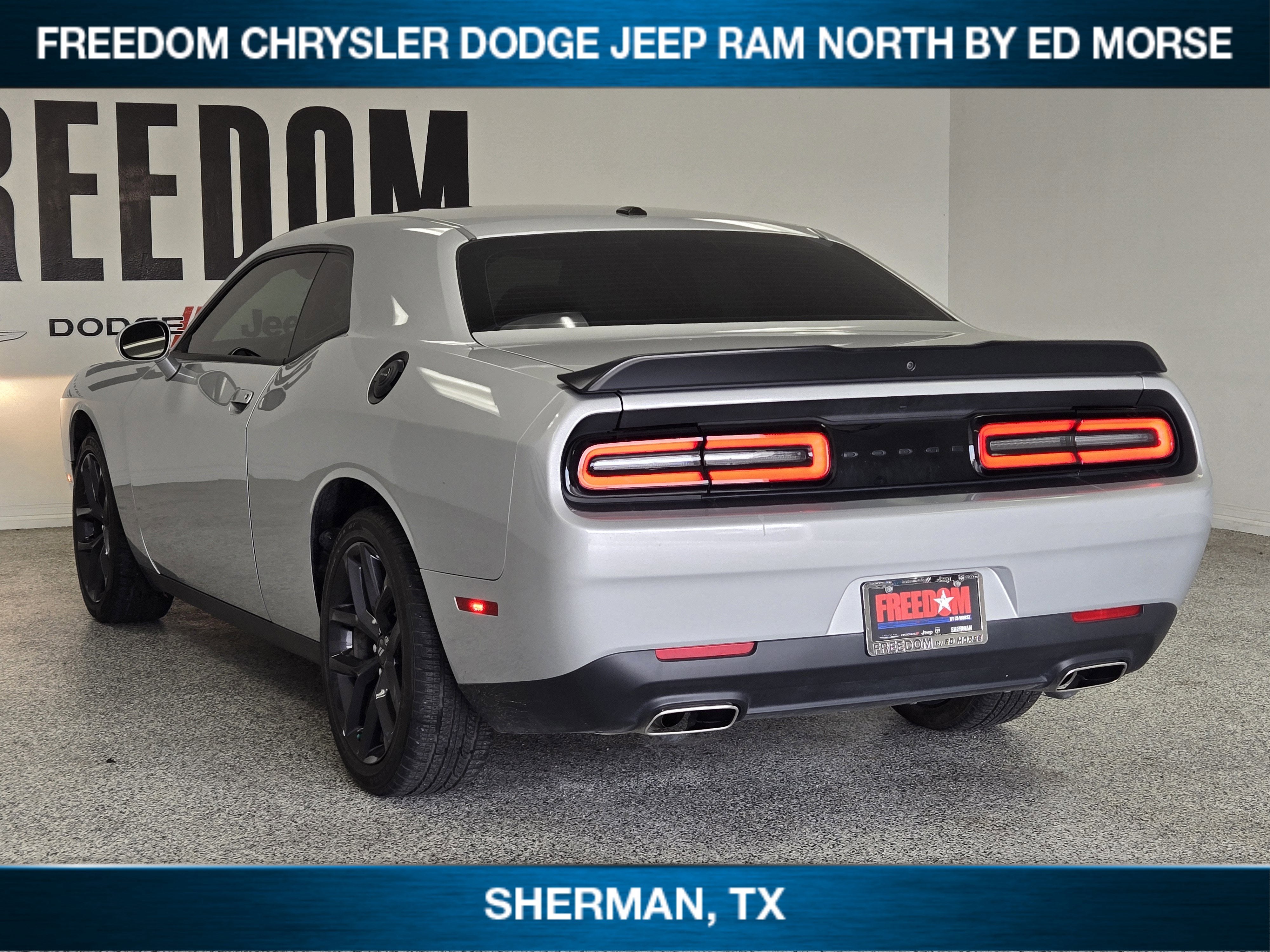 2023 Dodge Challenger SXT