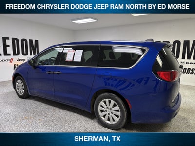 2021 Chrysler Voyager L
