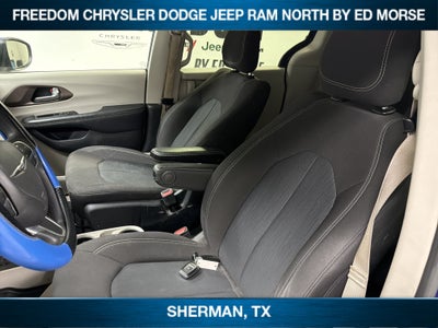2021 Chrysler Voyager L