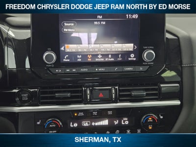 2025 Nissan Pathfinder SV