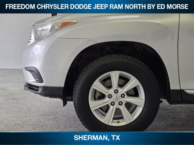 2012 Toyota Highlander SE