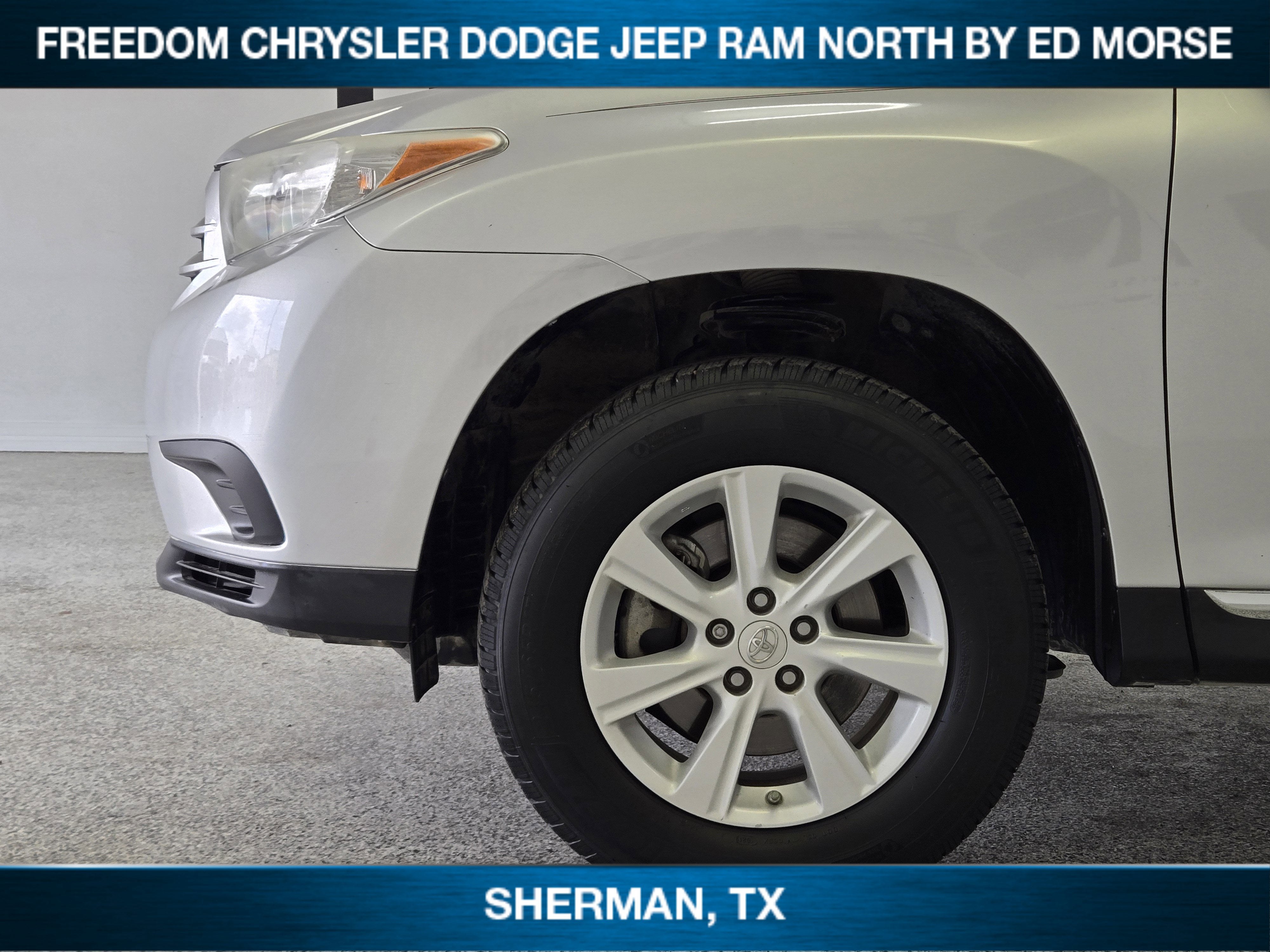 2012 Toyota Highlander SE