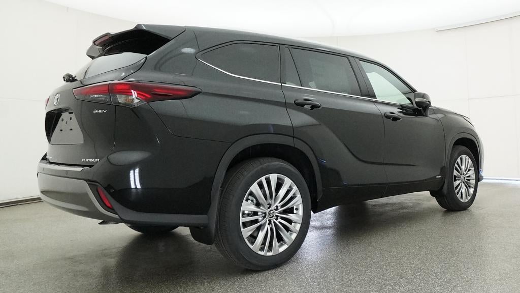 2026 Toyota Highlander Hybrid Hybrid Platinum
