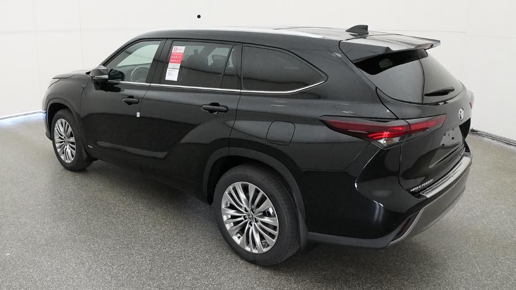 2026 Toyota Highlander Hybrid Hybrid Platinum