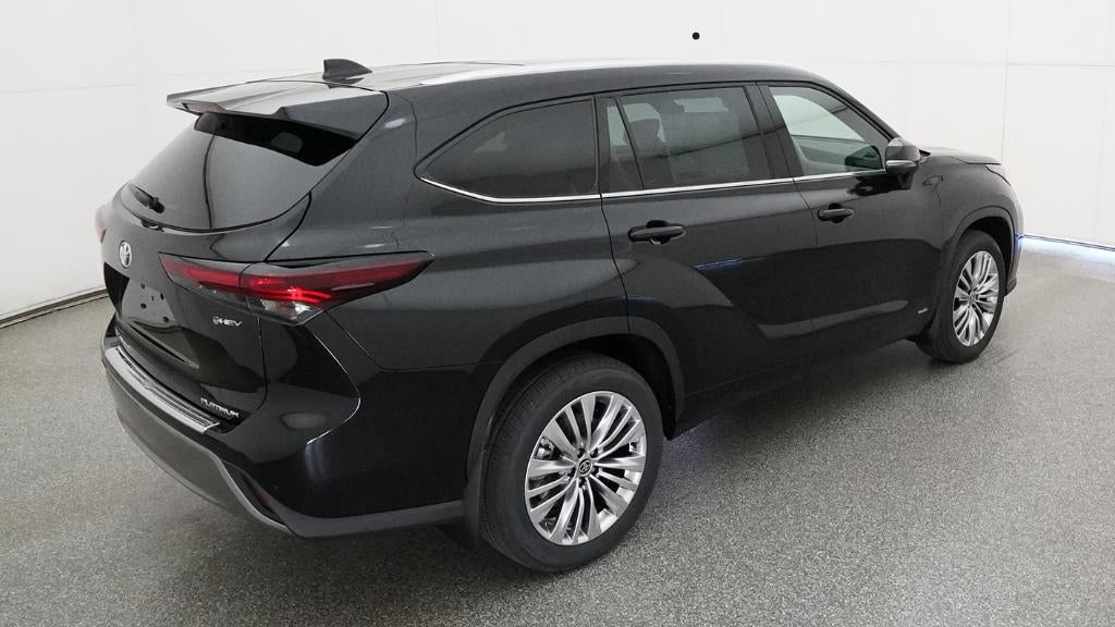 2026 Toyota Highlander Hybrid Hybrid Platinum