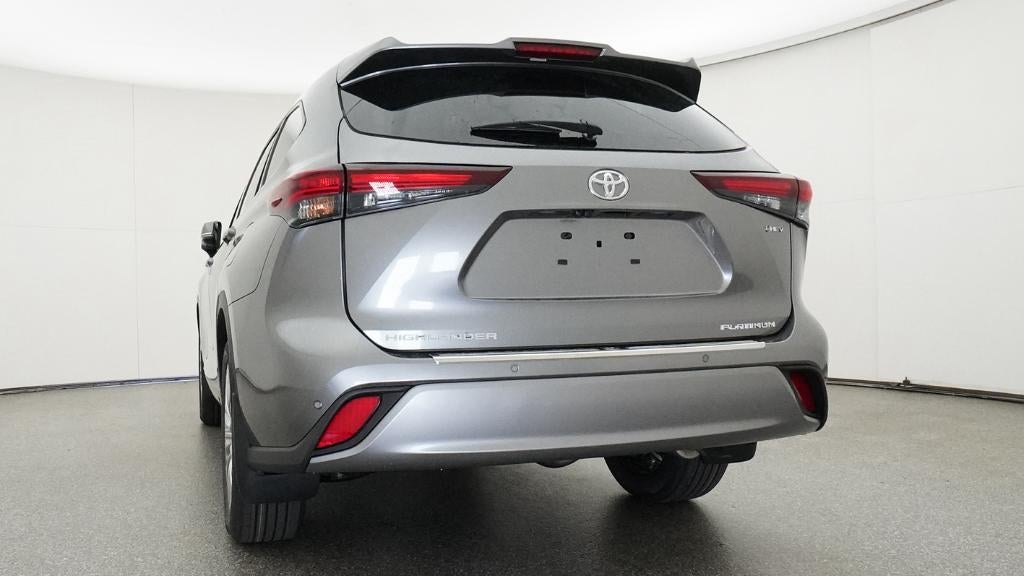 2026 Toyota Highlander Hybrid Hybrid Platinum