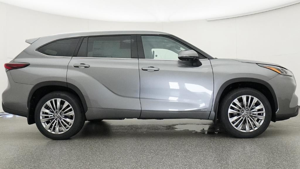 2026 Toyota Highlander Hybrid Hybrid Platinum