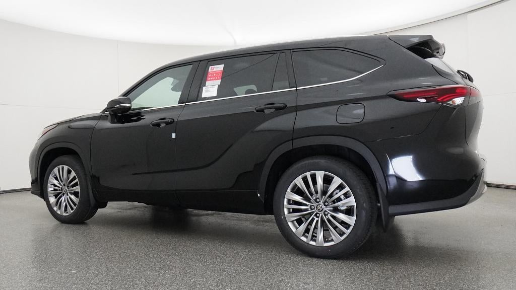 2026 Toyota Highlander Platinum