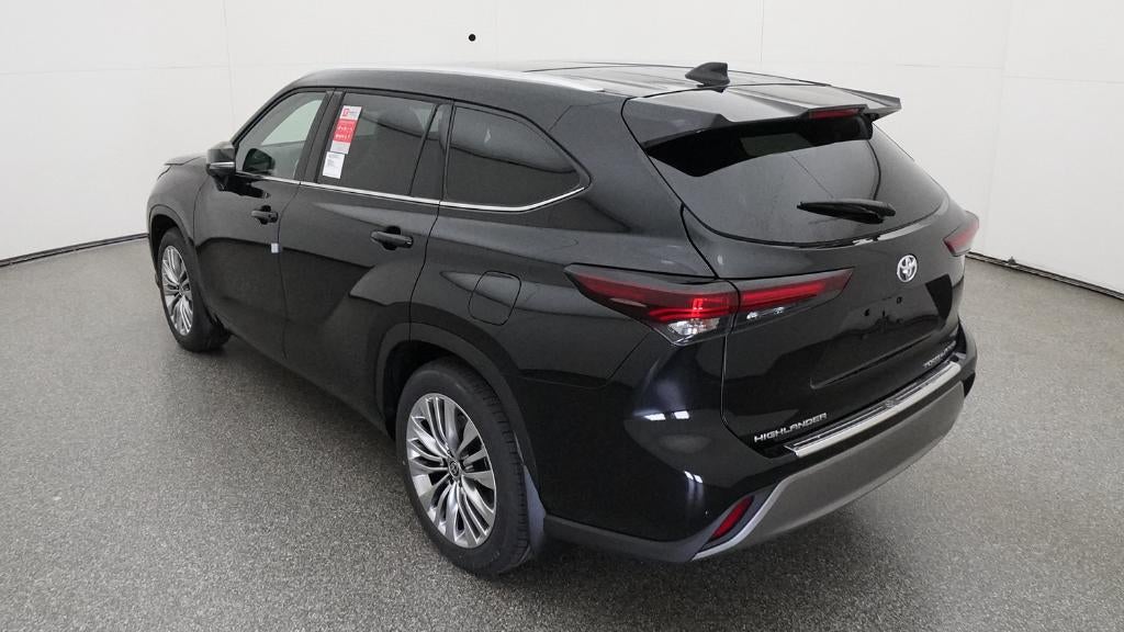 2026 Toyota Highlander Platinum