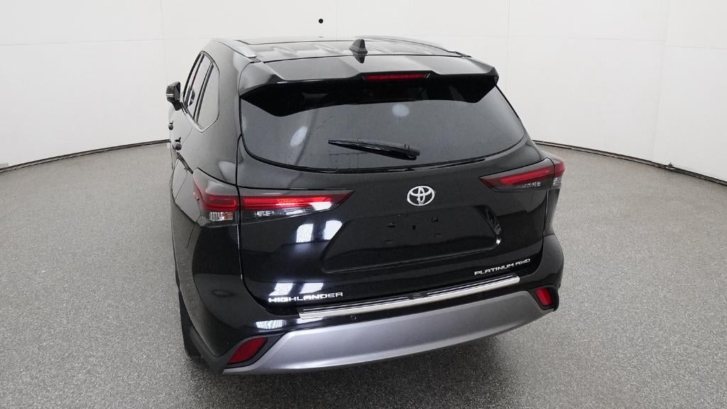 2026 Toyota Highlander Platinum