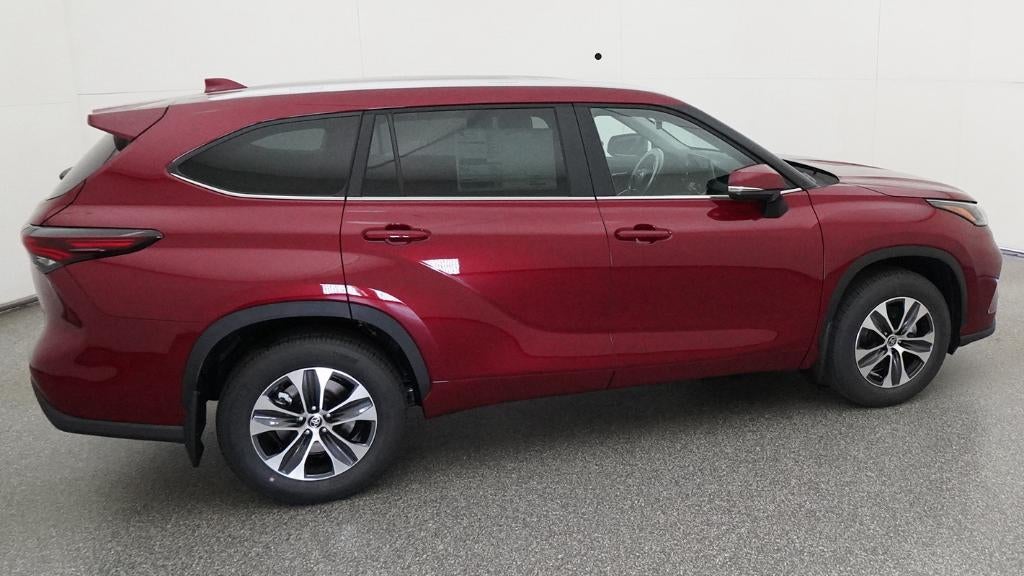 2026 Toyota Highlander XLE