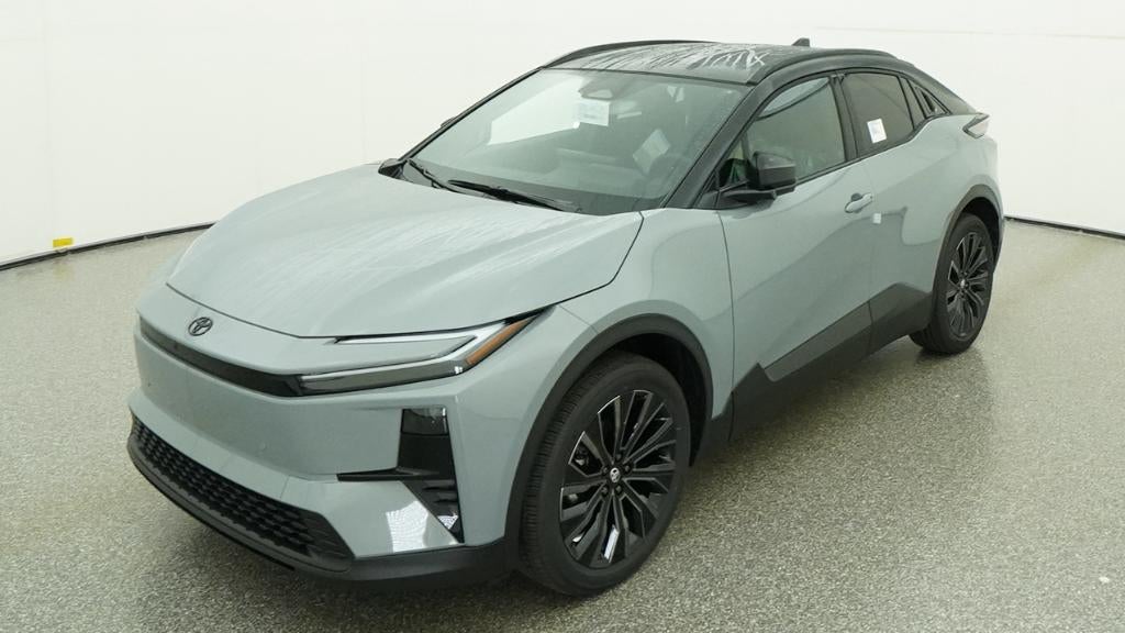 2026 Toyota C-HR XSE