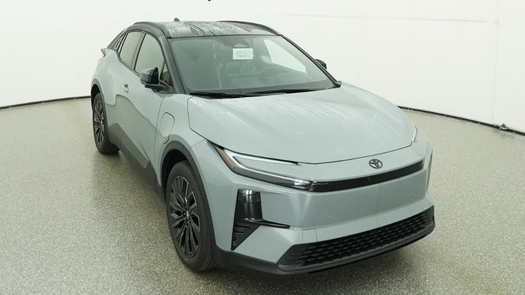 2026 Toyota C-HR XSE