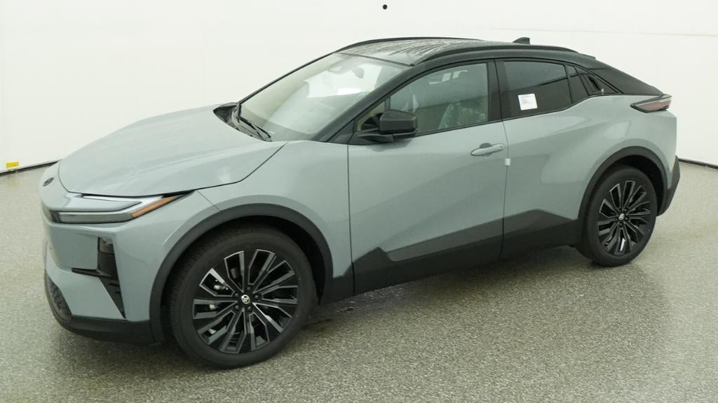 2026 Toyota C-HR XSE