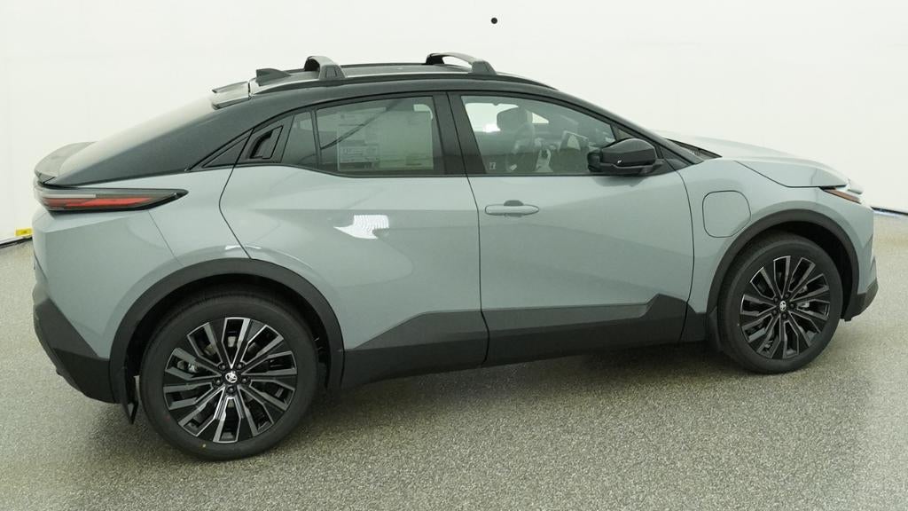 2026 Toyota C-HR XSE