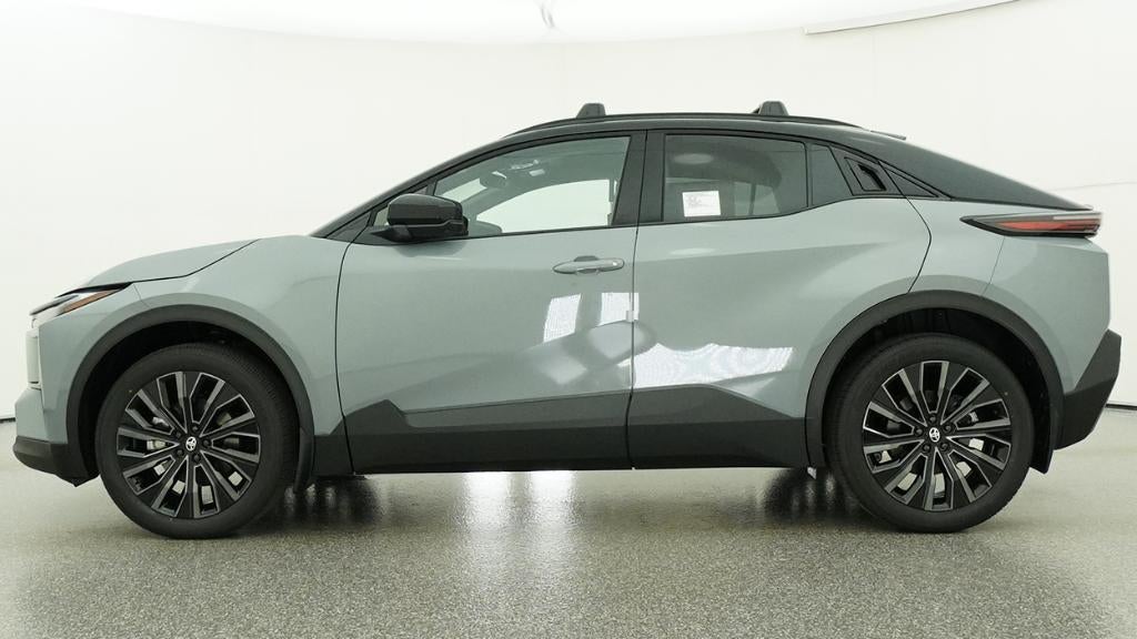 2026 Toyota C-HR XSE