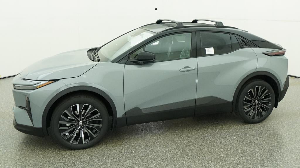 2026 Toyota C-HR XSE
