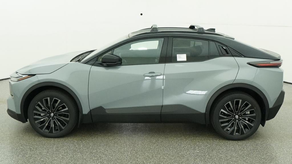 2026 Toyota C-HR XSE