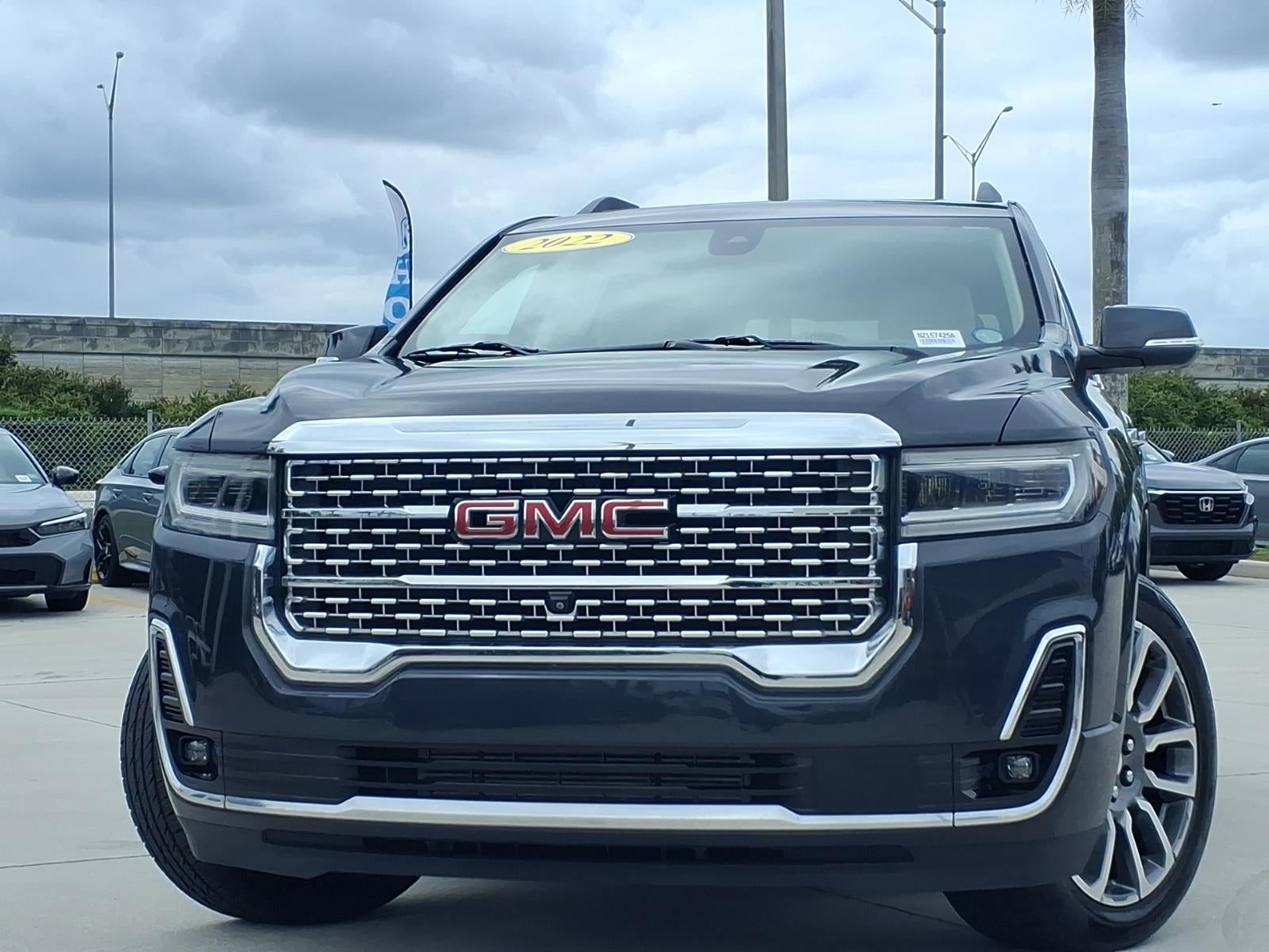 2022 GMC Acadia Denali