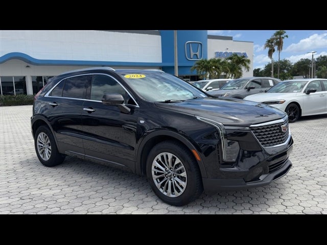 2024 Cadillac XT4 Premium Luxury