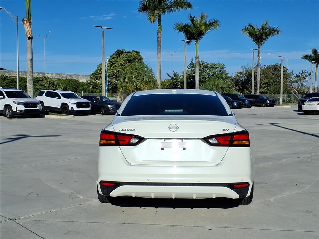 2023 Nissan Altima 2.5 SV