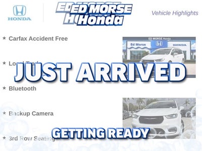 2022 Chrysler Pacifica Touring L