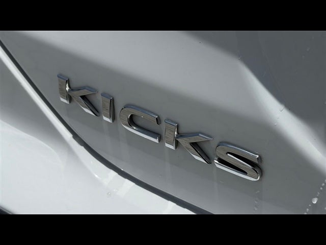2021 Nissan Kicks S