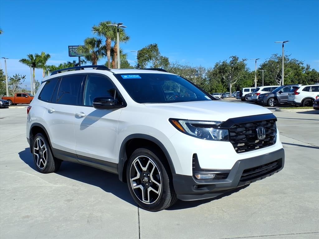 2023 Honda Passport Elite
