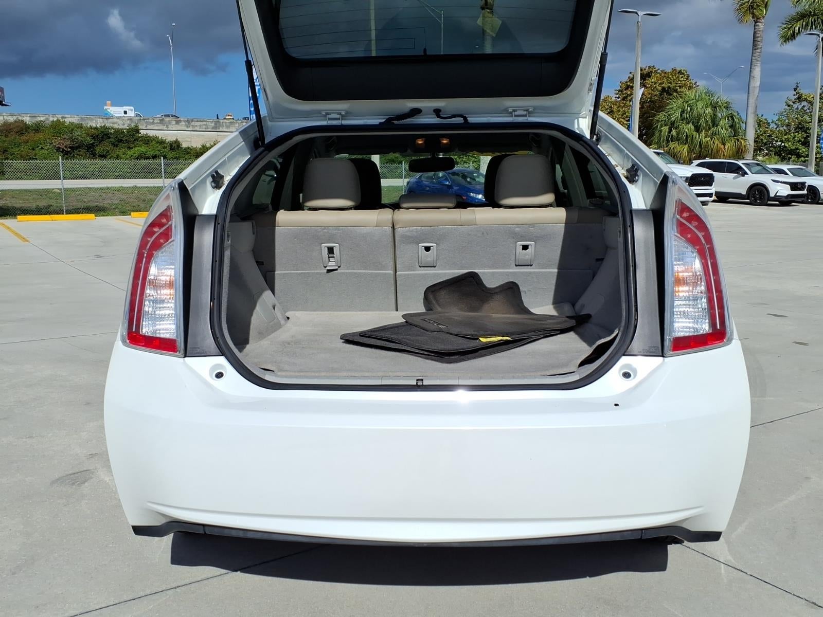 2014 Toyota Prius Four