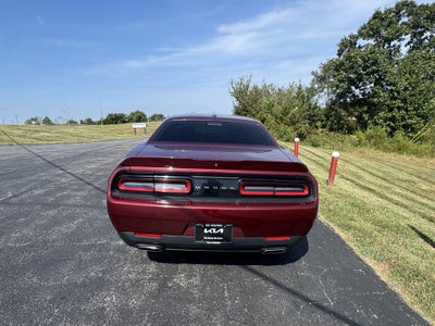 2020 Dodge Challenger SXT