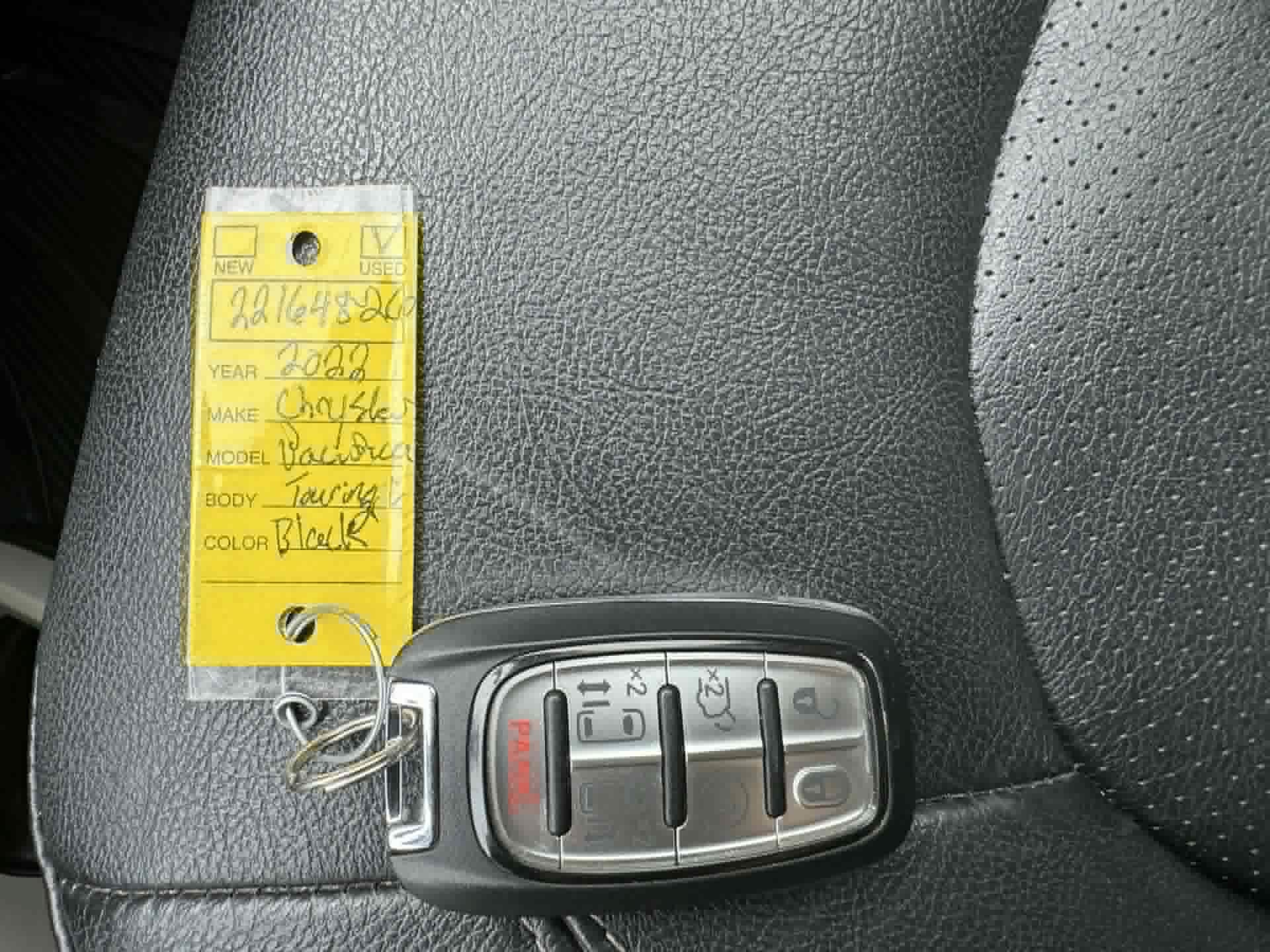 2022 Chrysler Pacifica Touring L