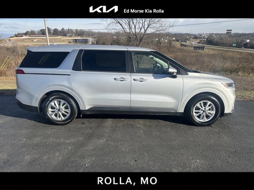 2023 Kia Carnival LX