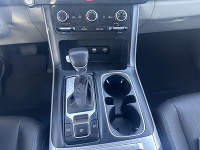 2023 Kia Carnival LX