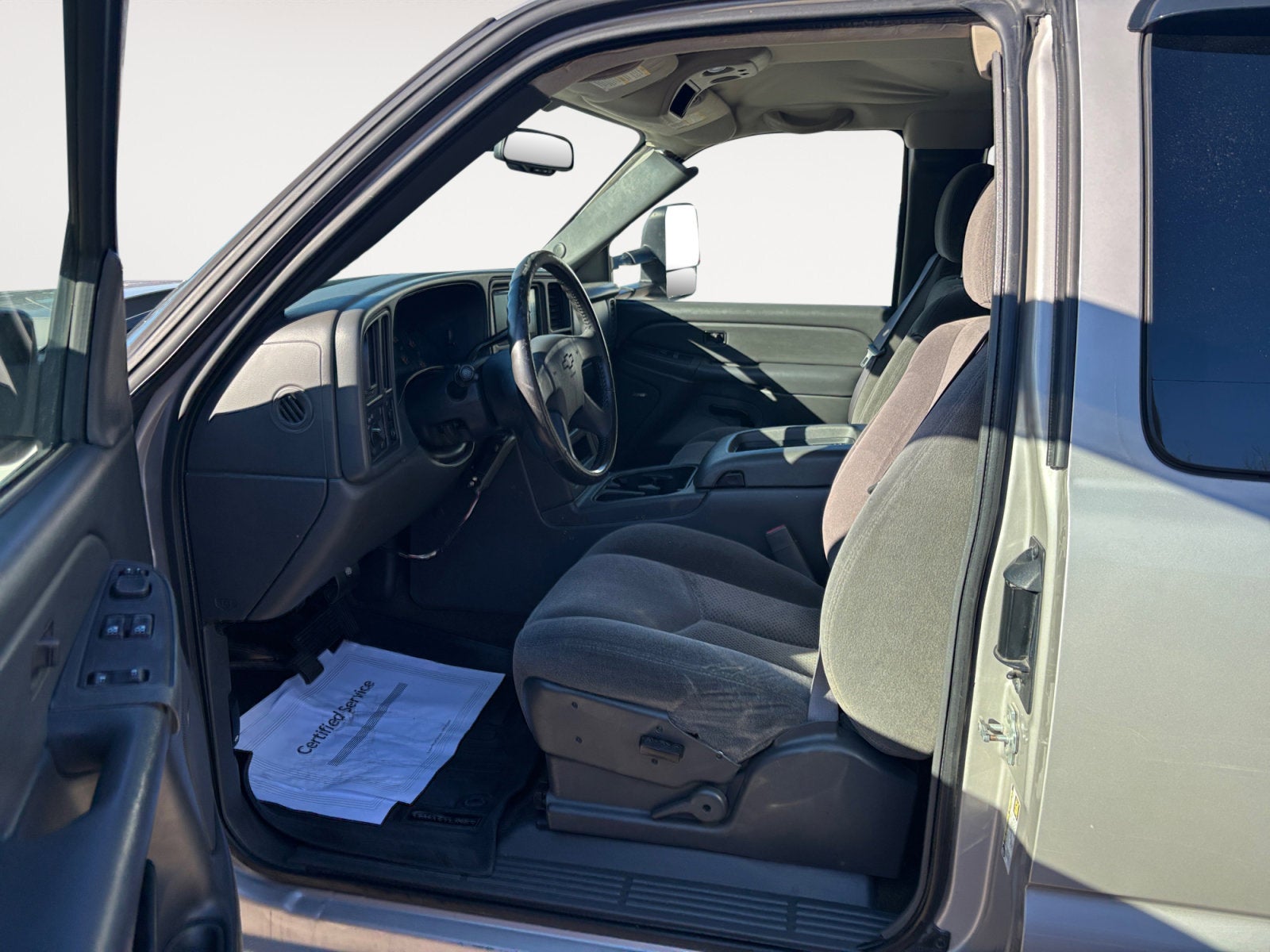 2005 Chevrolet Silverado 3500 HD LS