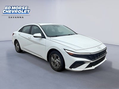 2025 Hyundai Elantra SE