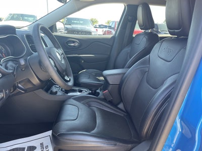 2023 Jeep Cherokee Altitude Lux