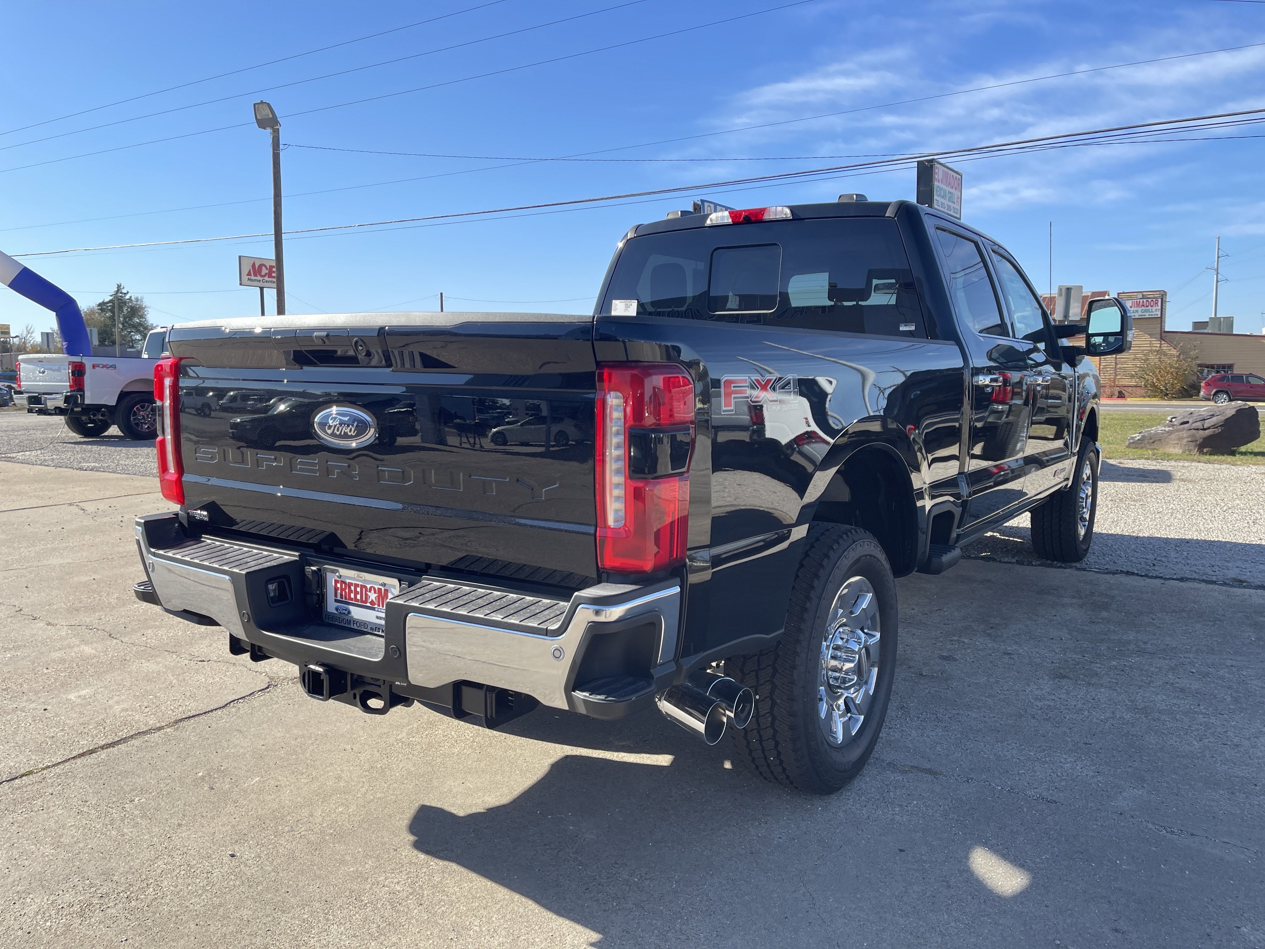2026 Ford Super Duty F-250 SRW LARIAT
