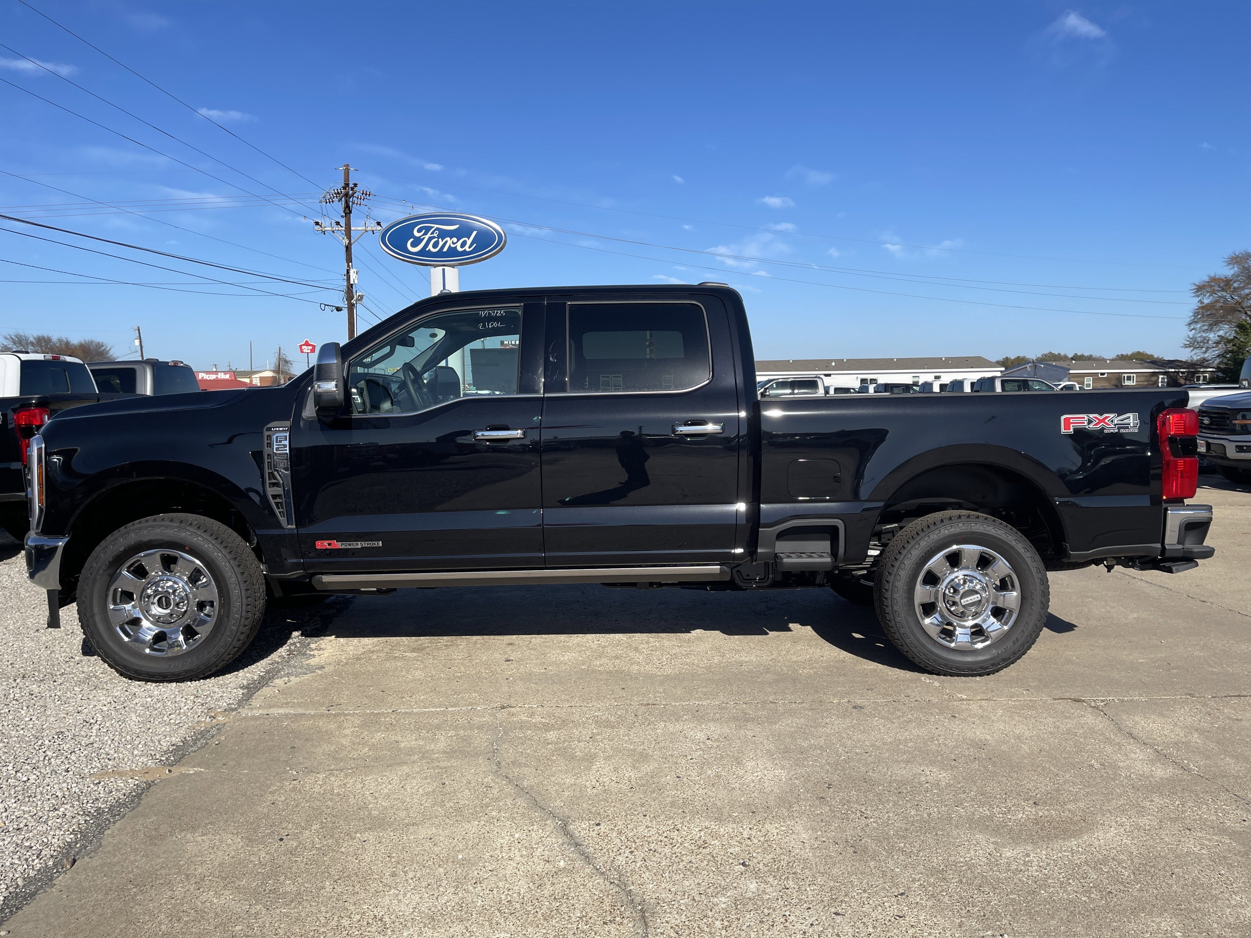 2026 Ford Super Duty F-250 SRW LARIAT