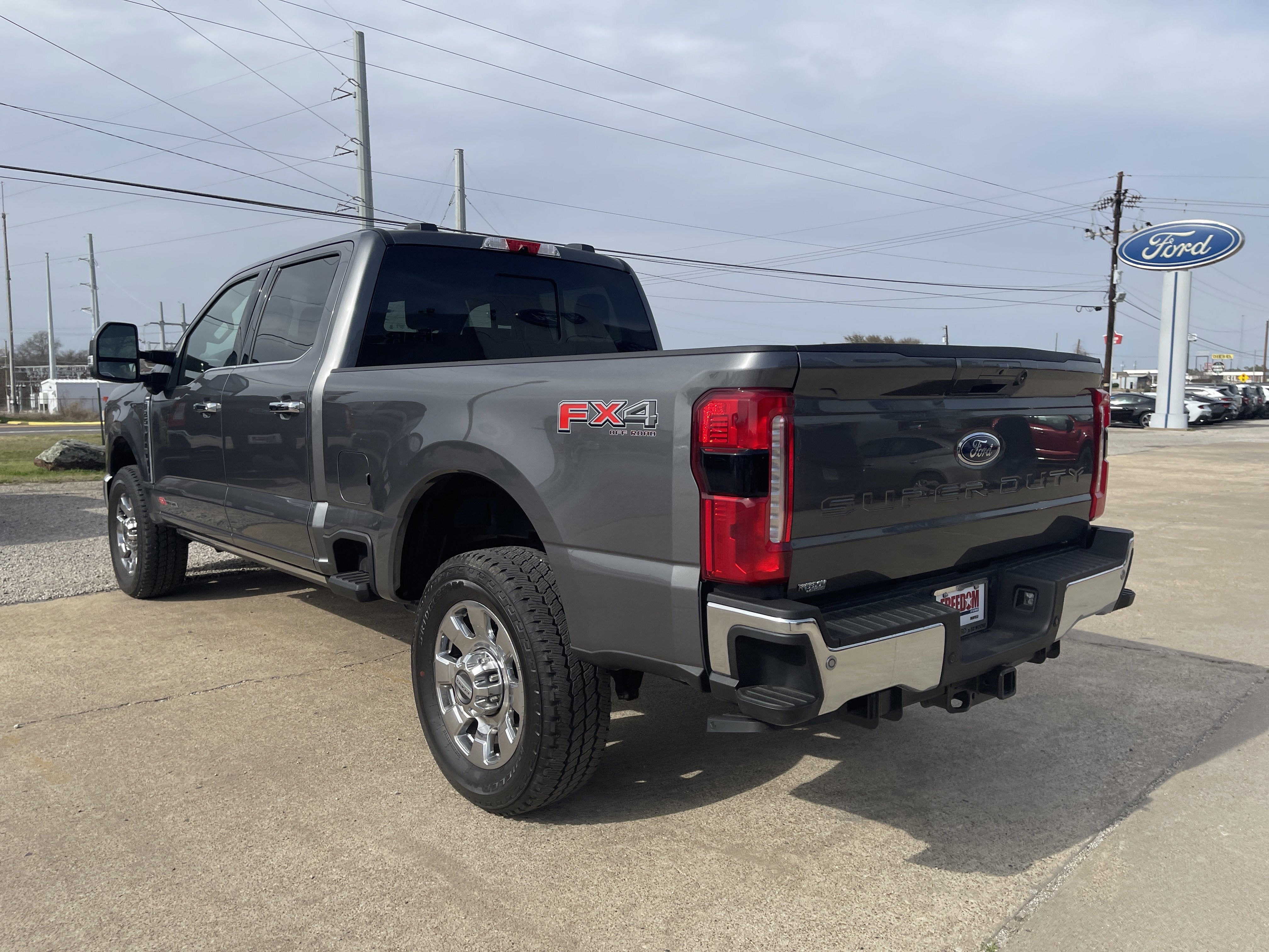 2026 Ford Super Duty F-250 SRW LARIAT