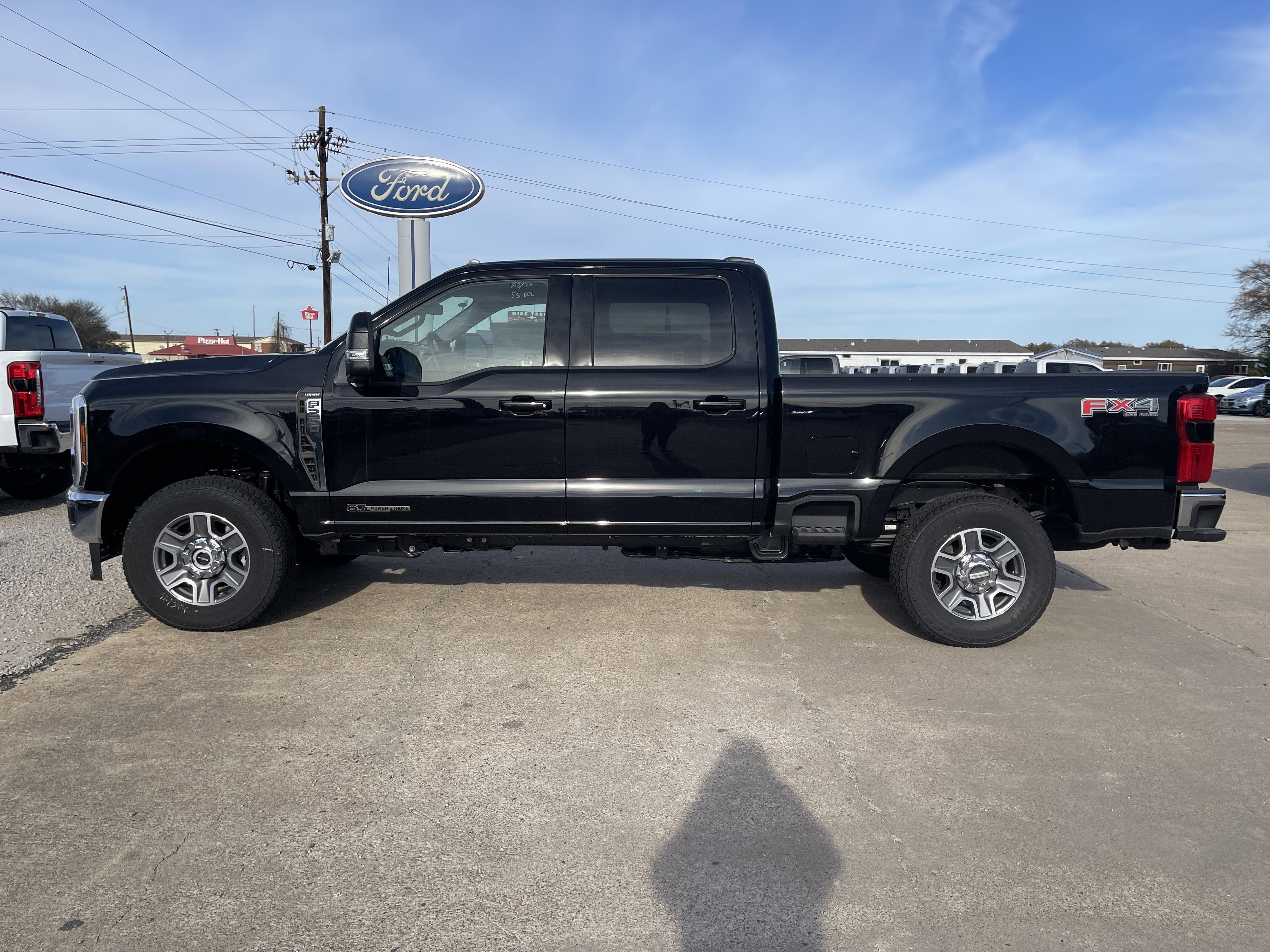 2026 Ford Super Duty F-250 SRW LARIAT