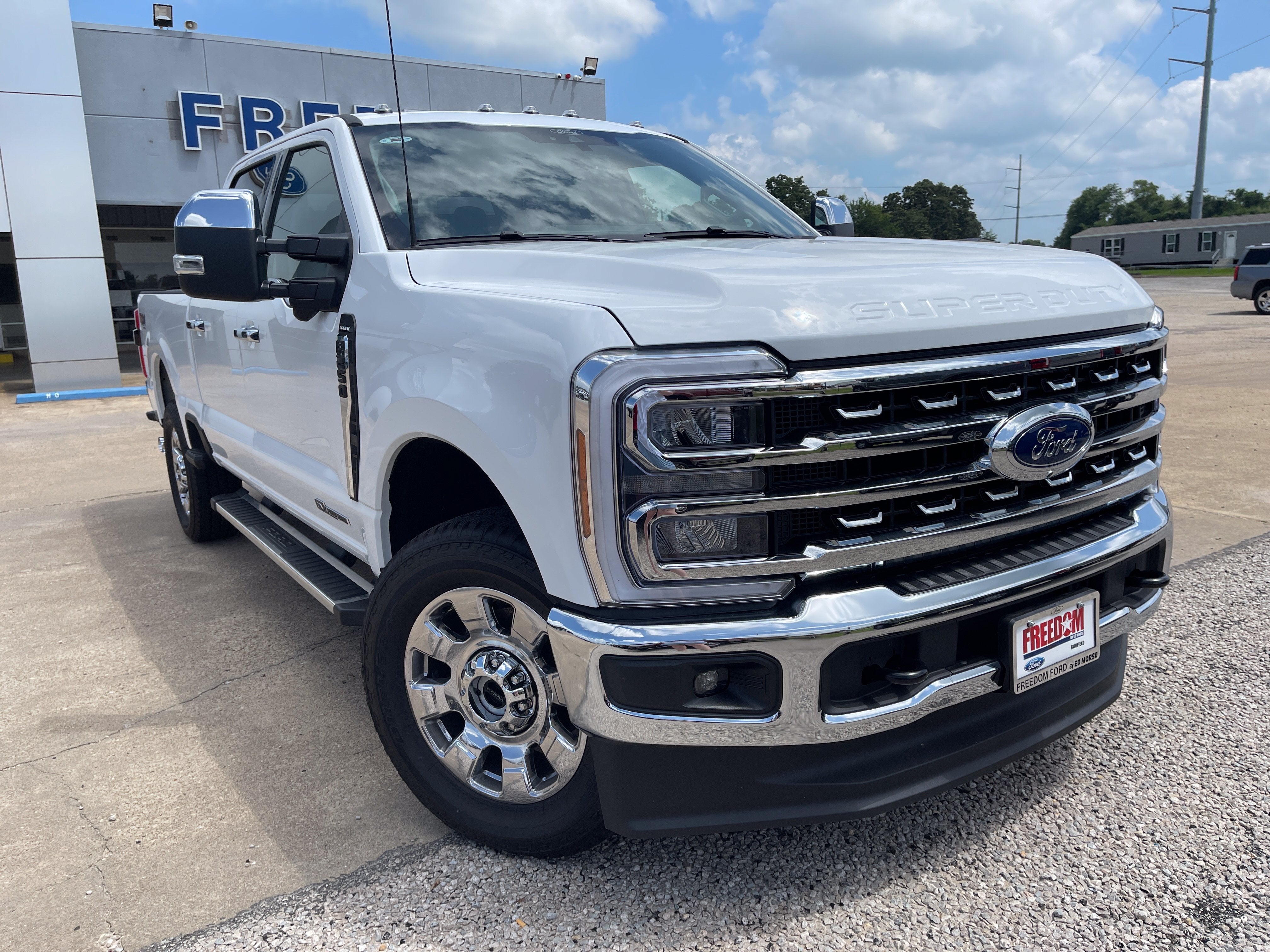 2026 Ford Super Duty F-250 SRW LARIAT