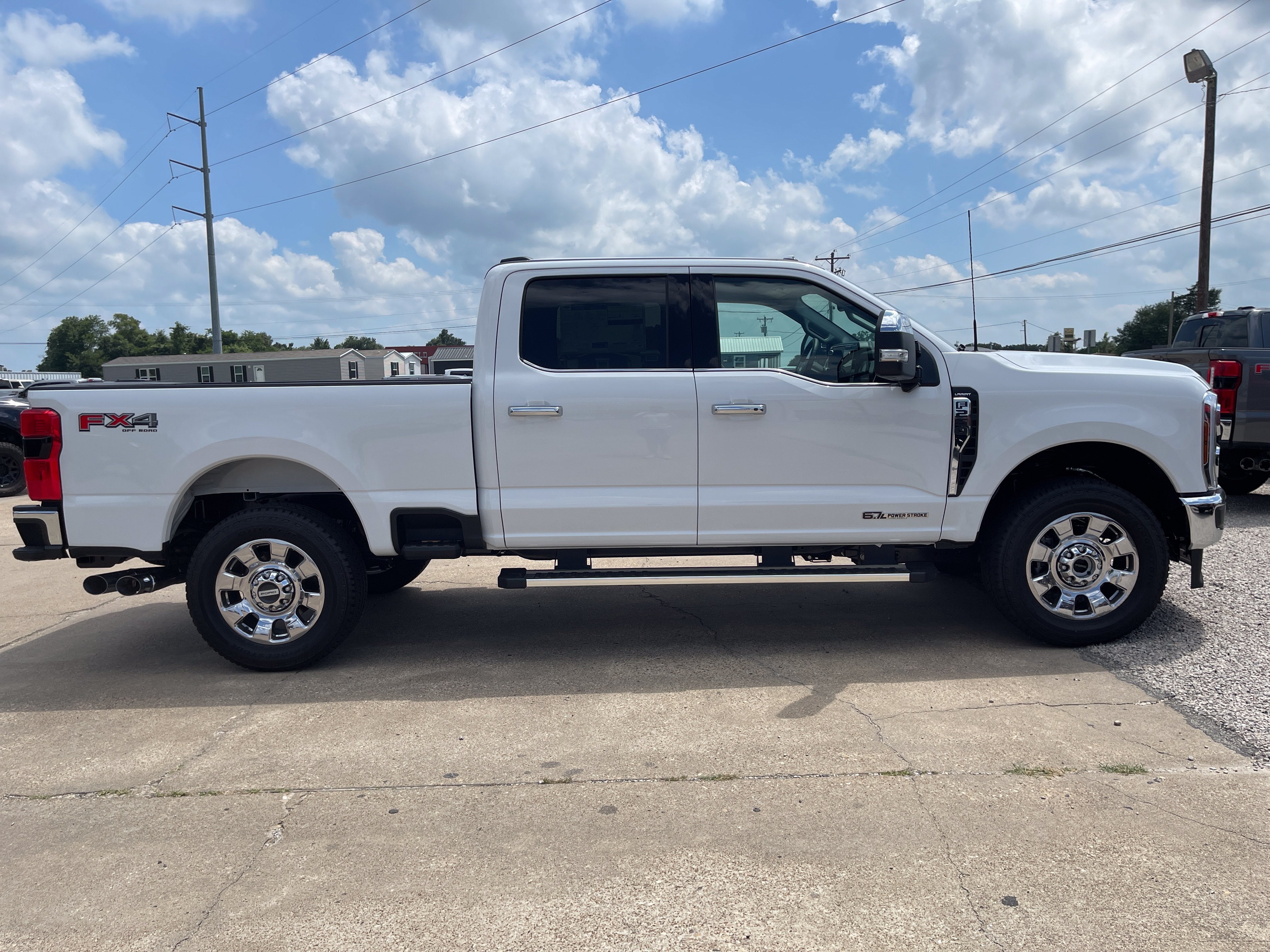 2026 Ford Super Duty F-250 SRW LARIAT