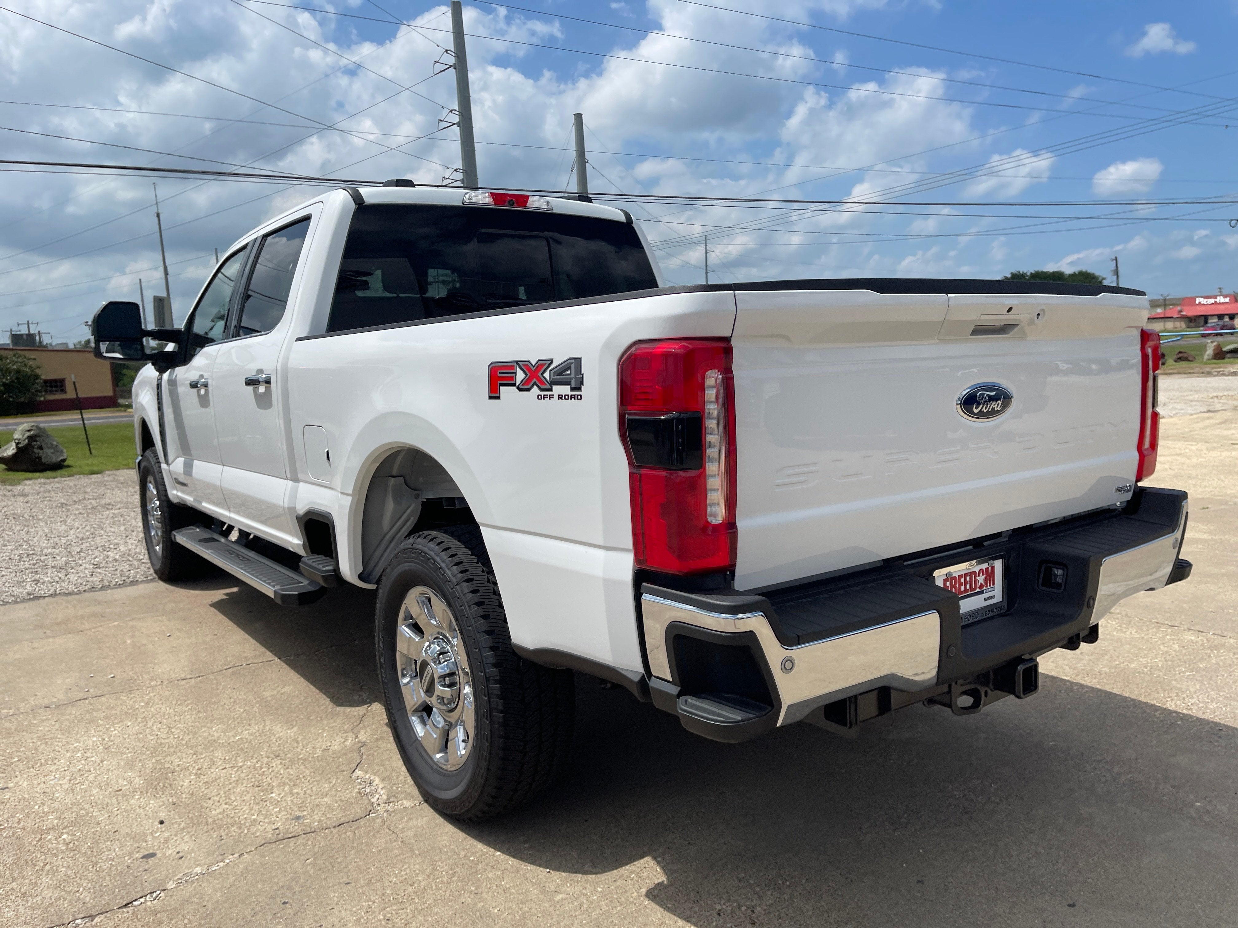 2026 Ford Super Duty F-250 SRW LARIAT