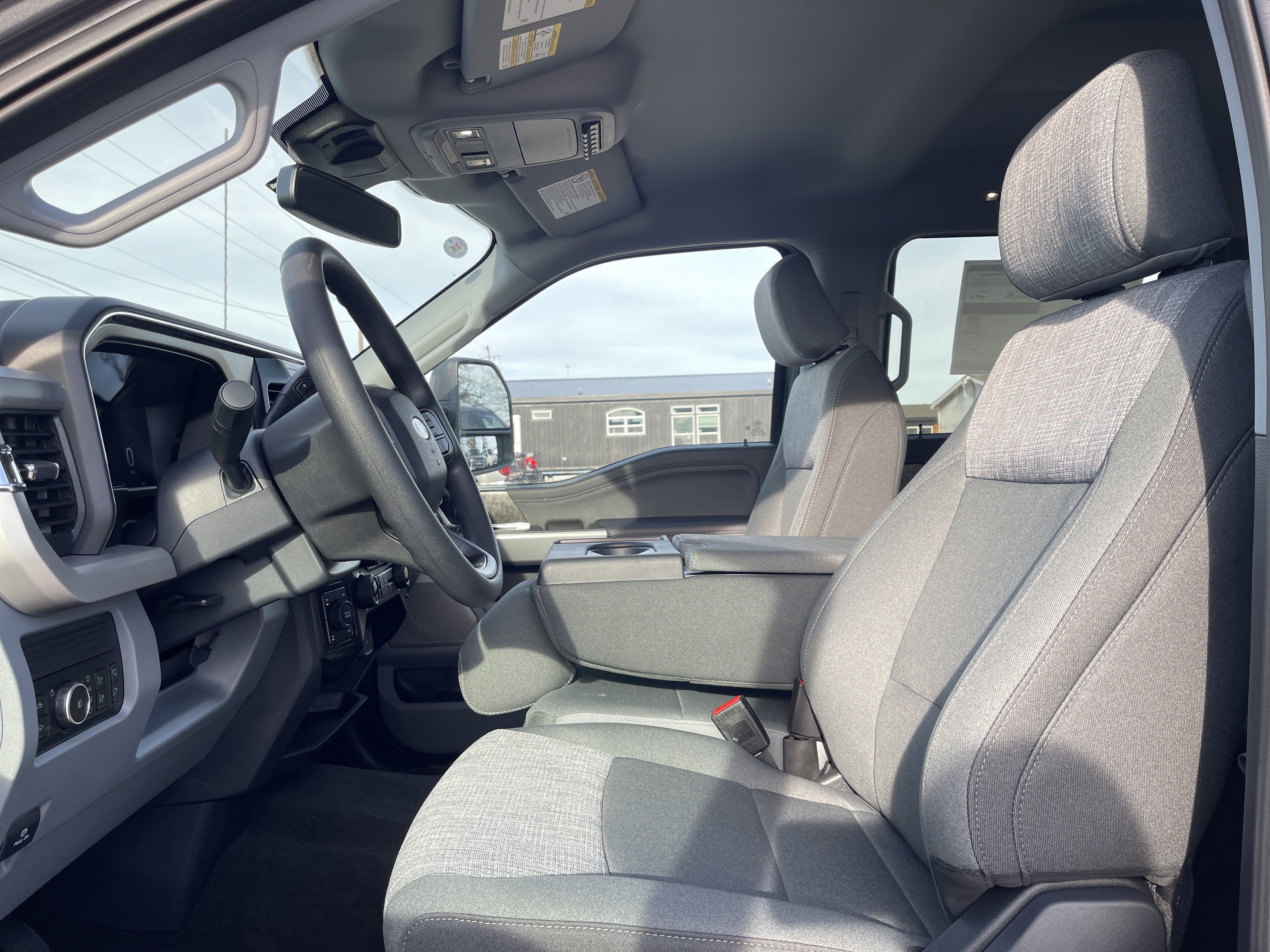 2026 Ford Super Duty F-350 SRW XLT