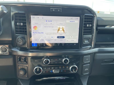 2027 Ford Super Duty F-350 DRW F-350® Lariat®