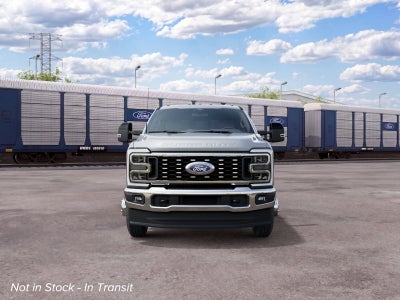 2027 Ford Super Duty F-350 DRW LARIAT
